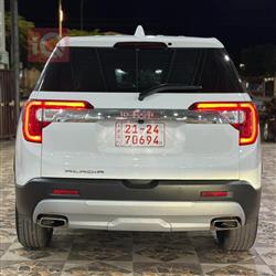 جی ئێم سی ئەکادیا